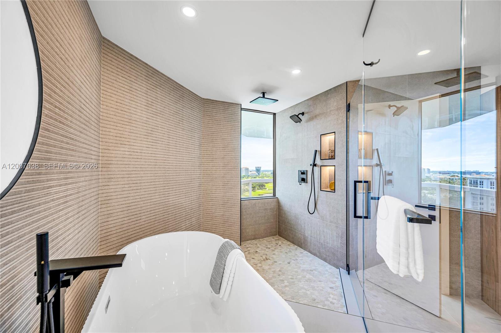 Photo of 20185 Country Club Dr  #1904, Aventura, Florida, 33180 - 