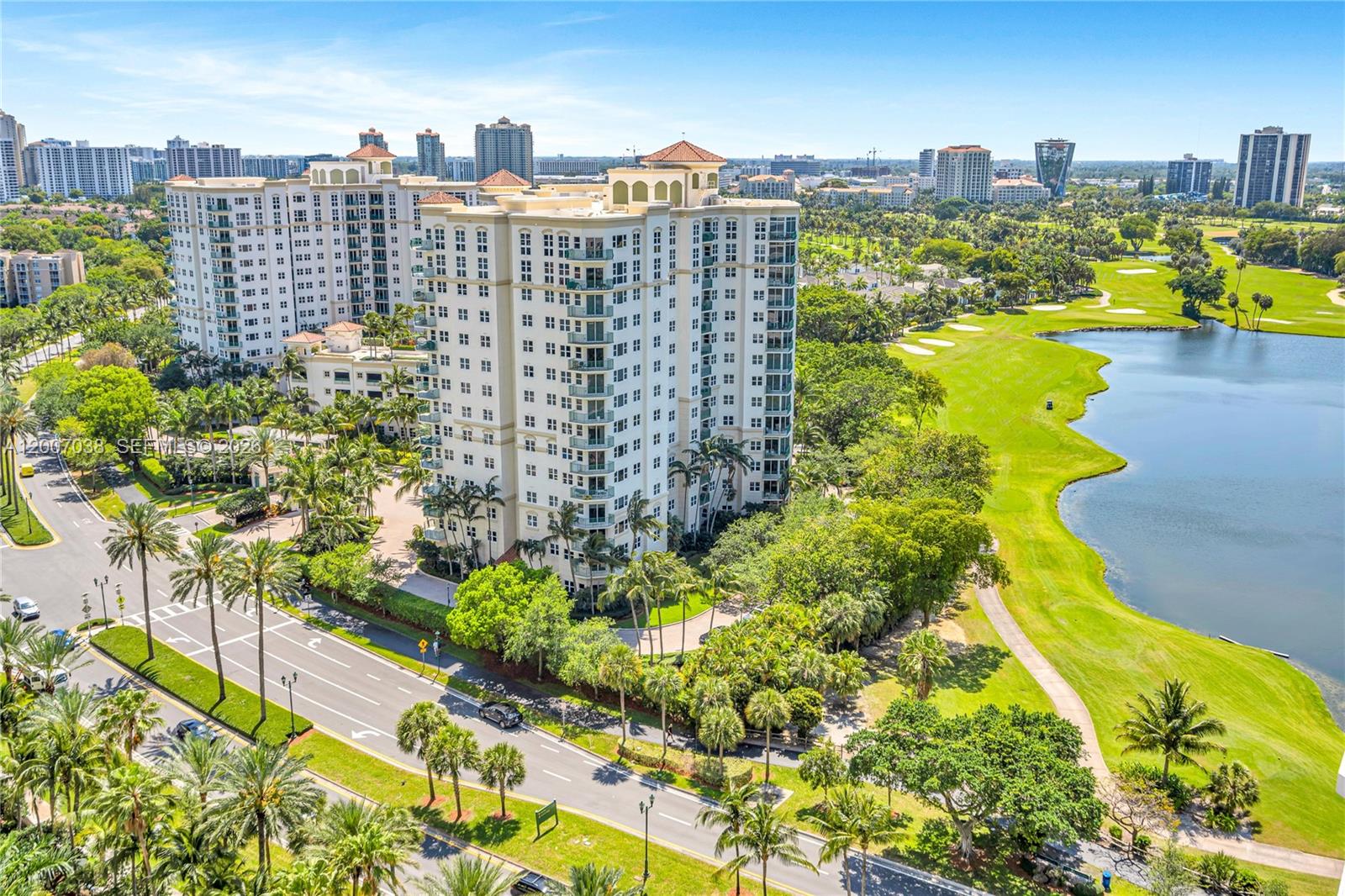 Photo of 20185 Country Club Dr  #1904, Aventura, Florida, 33180 - 