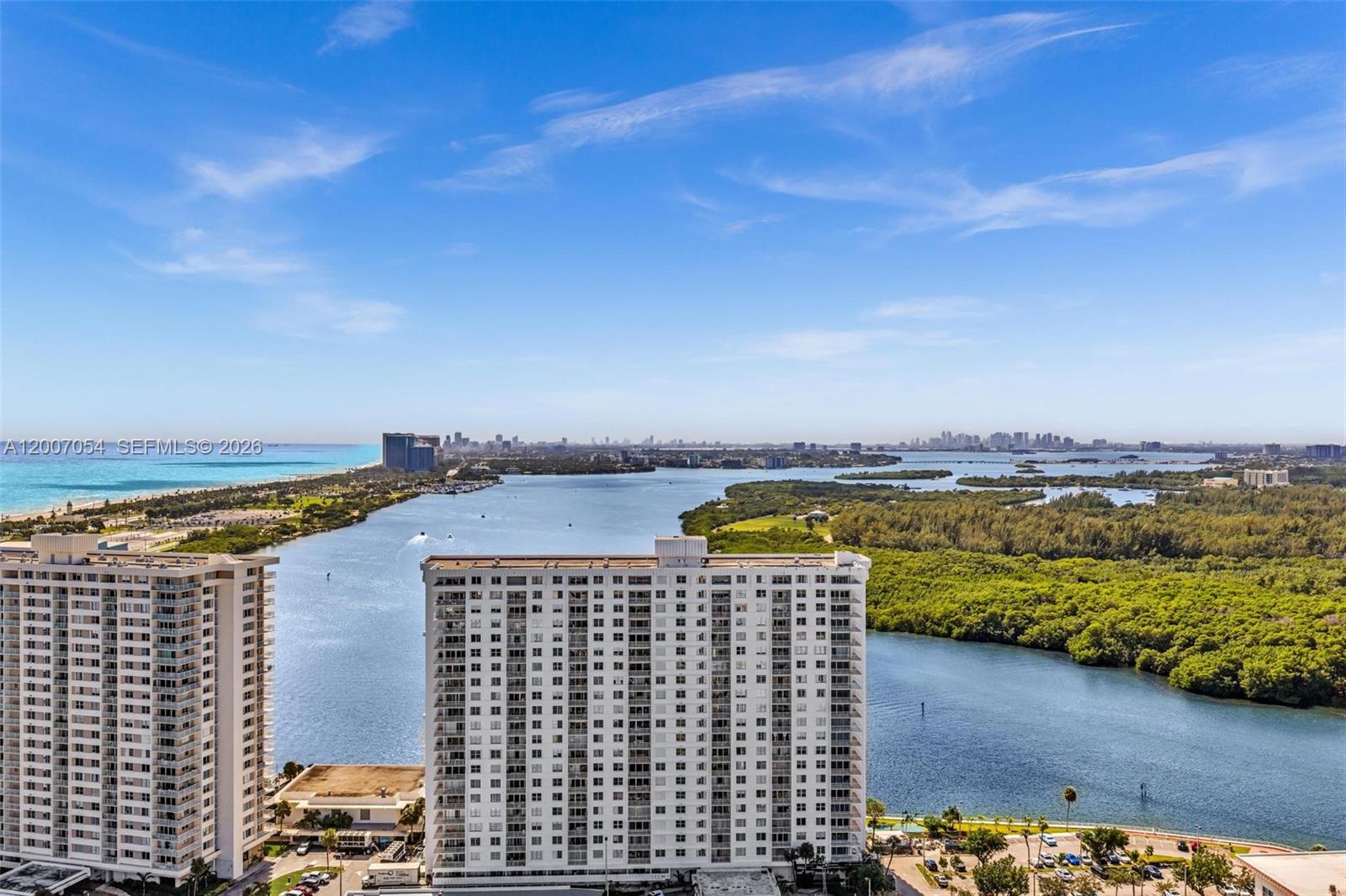 See details 228 1 / 2 762 sq. ft. $ 2026-04-24 0 Photo