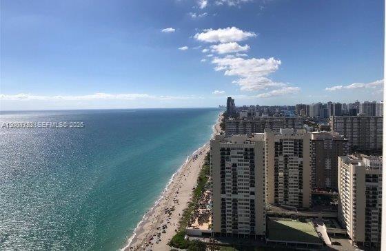 See details 1705 1 / 1 811 sq. ft. $ 2026-04-24 0 Photo