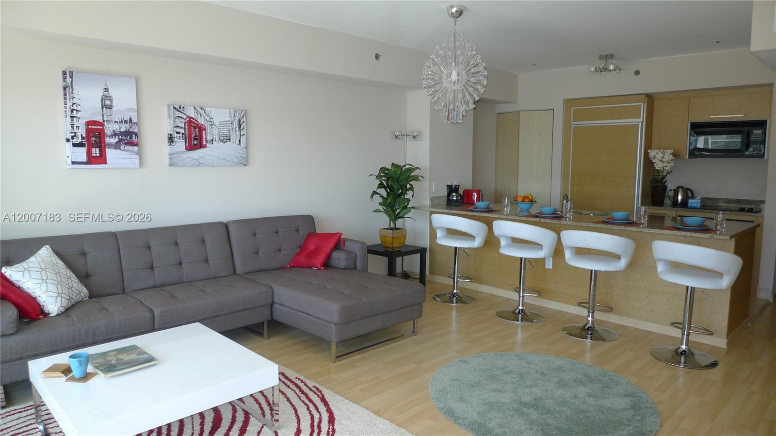 See details 1705 1 / 1 811 sq. ft. $ 2026-04-24 0 Photo