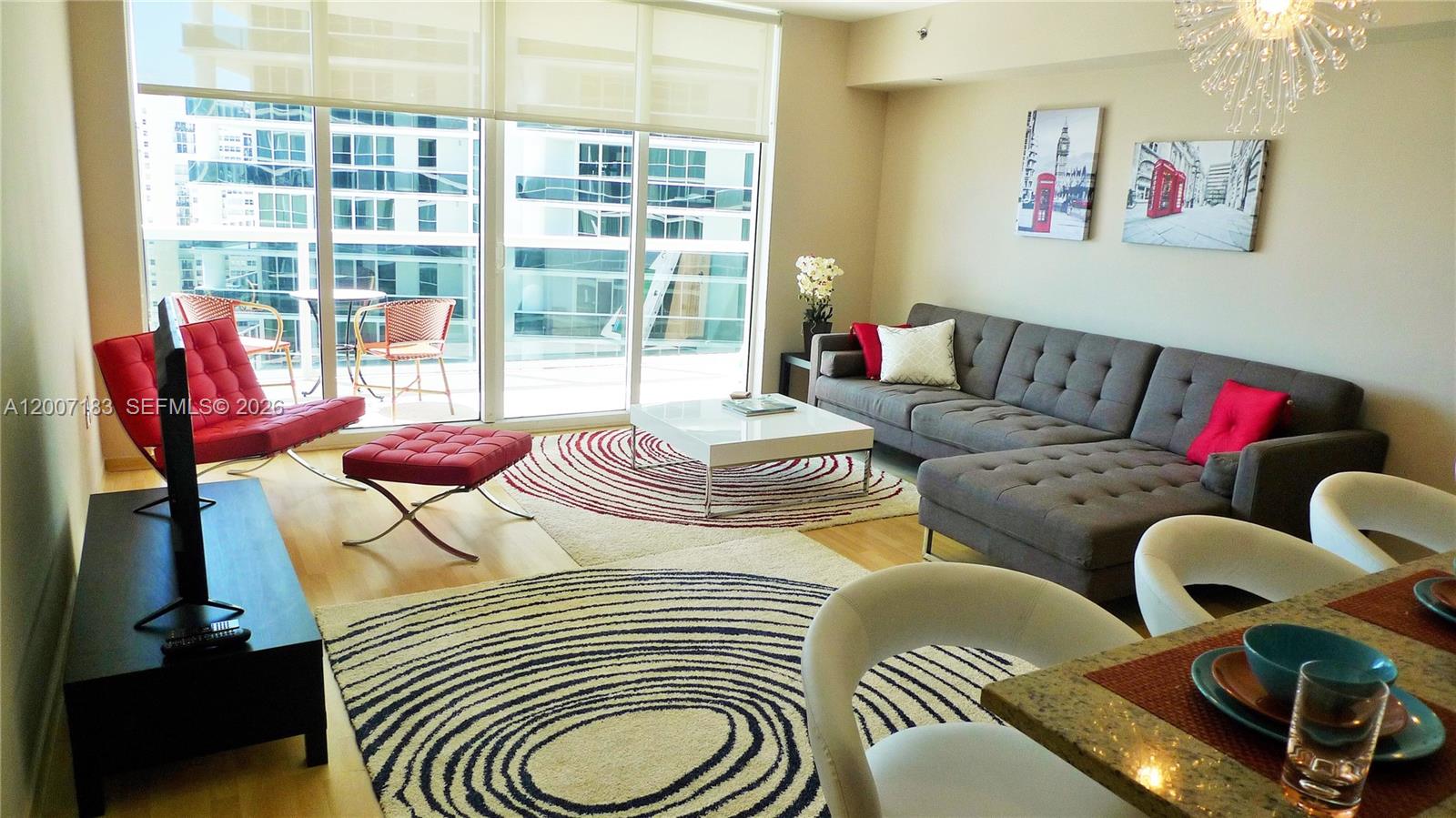 See details 1705 1 / 1 811 sq. ft. $ 2026-04-24 0 Photo