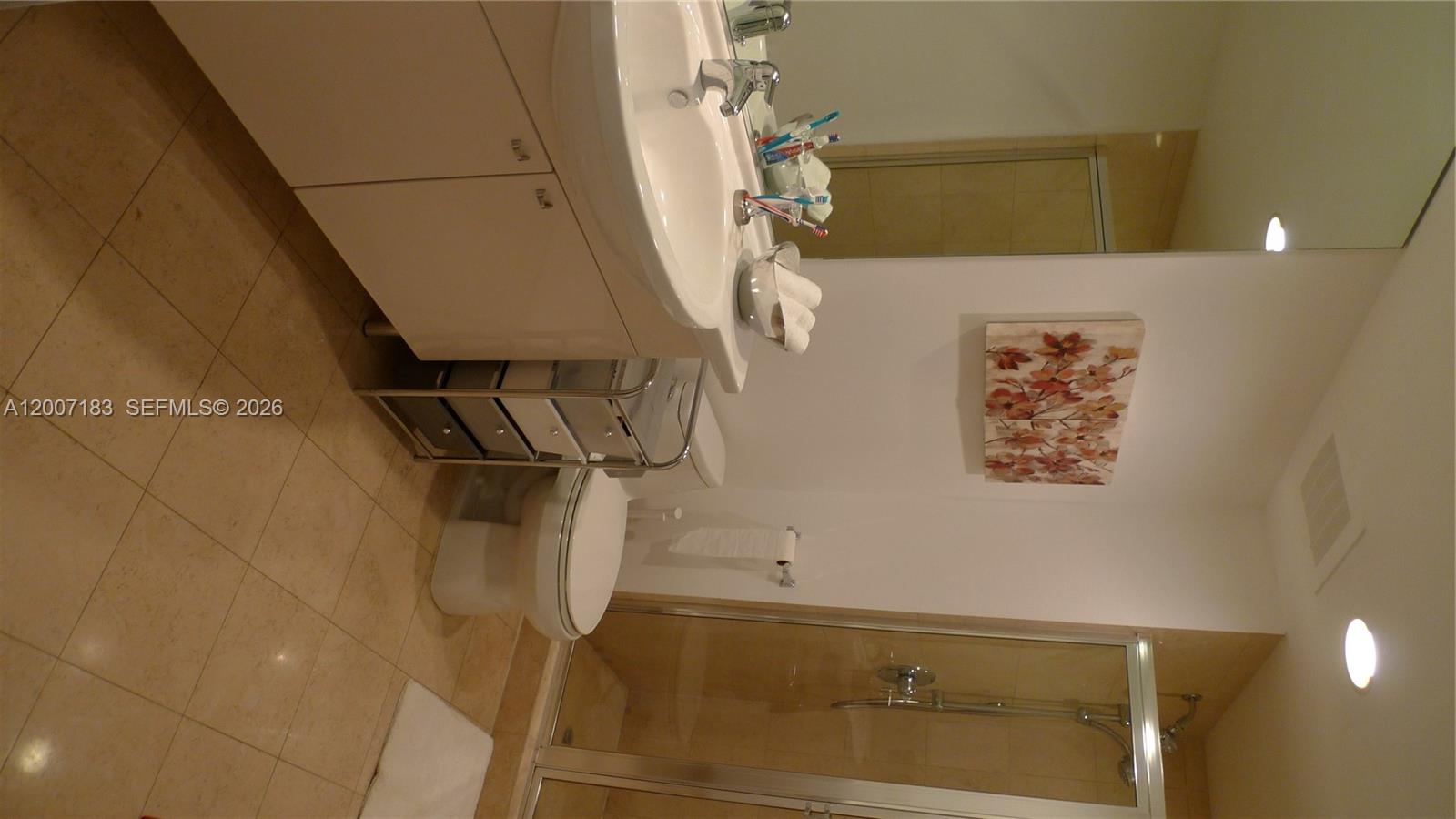See details 1705 1 / 1 811 sq. ft. $ 2026-04-24 0 Photo