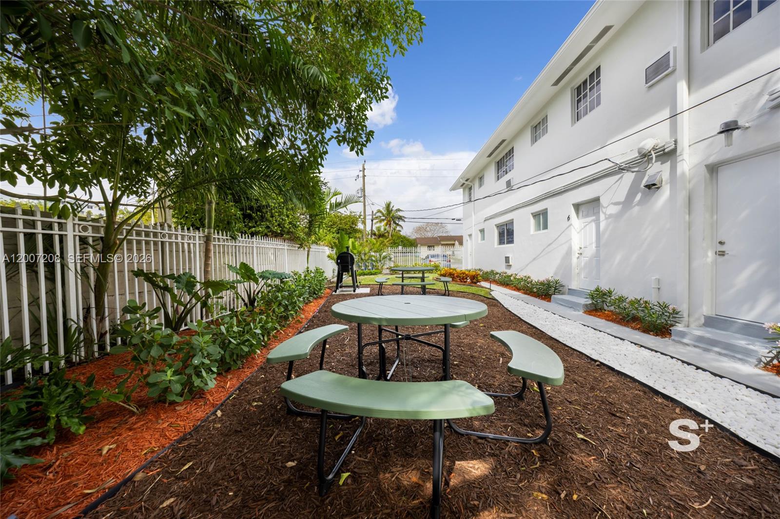 See details / sq. ft. $ 2026-06-12 0 Photo