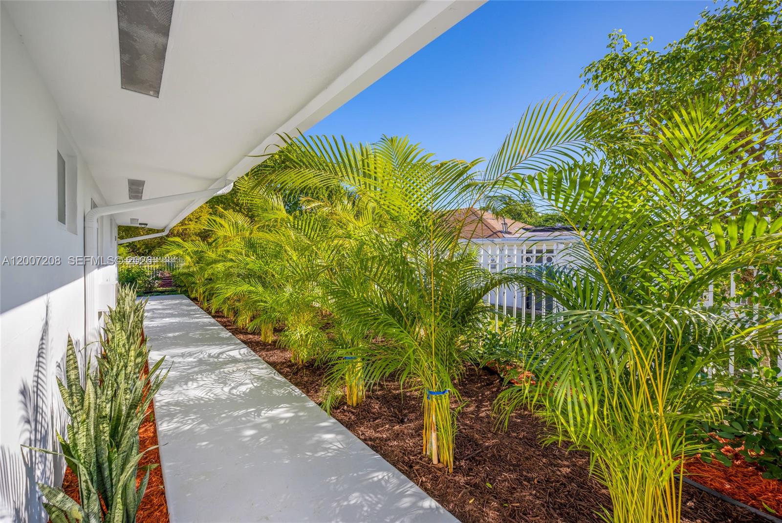 See details / sq. ft. $ 2026-06-12 0 Photo