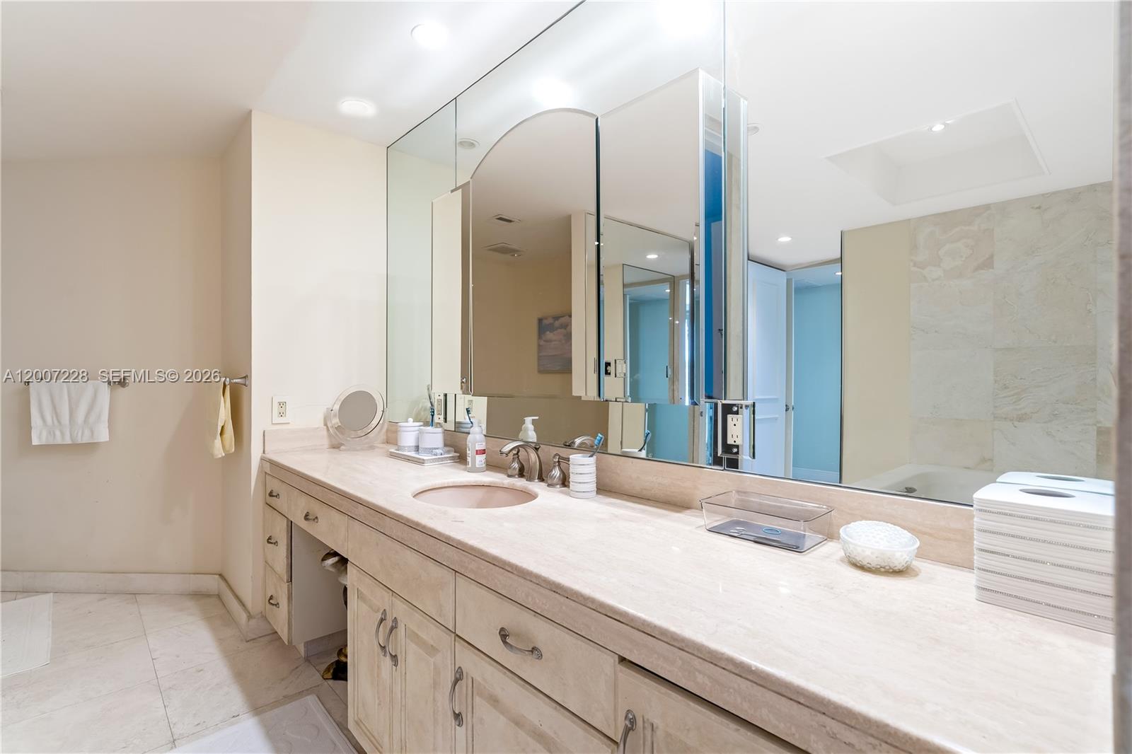 Photo of    #7B, Aventura, Florida, 33180 - 