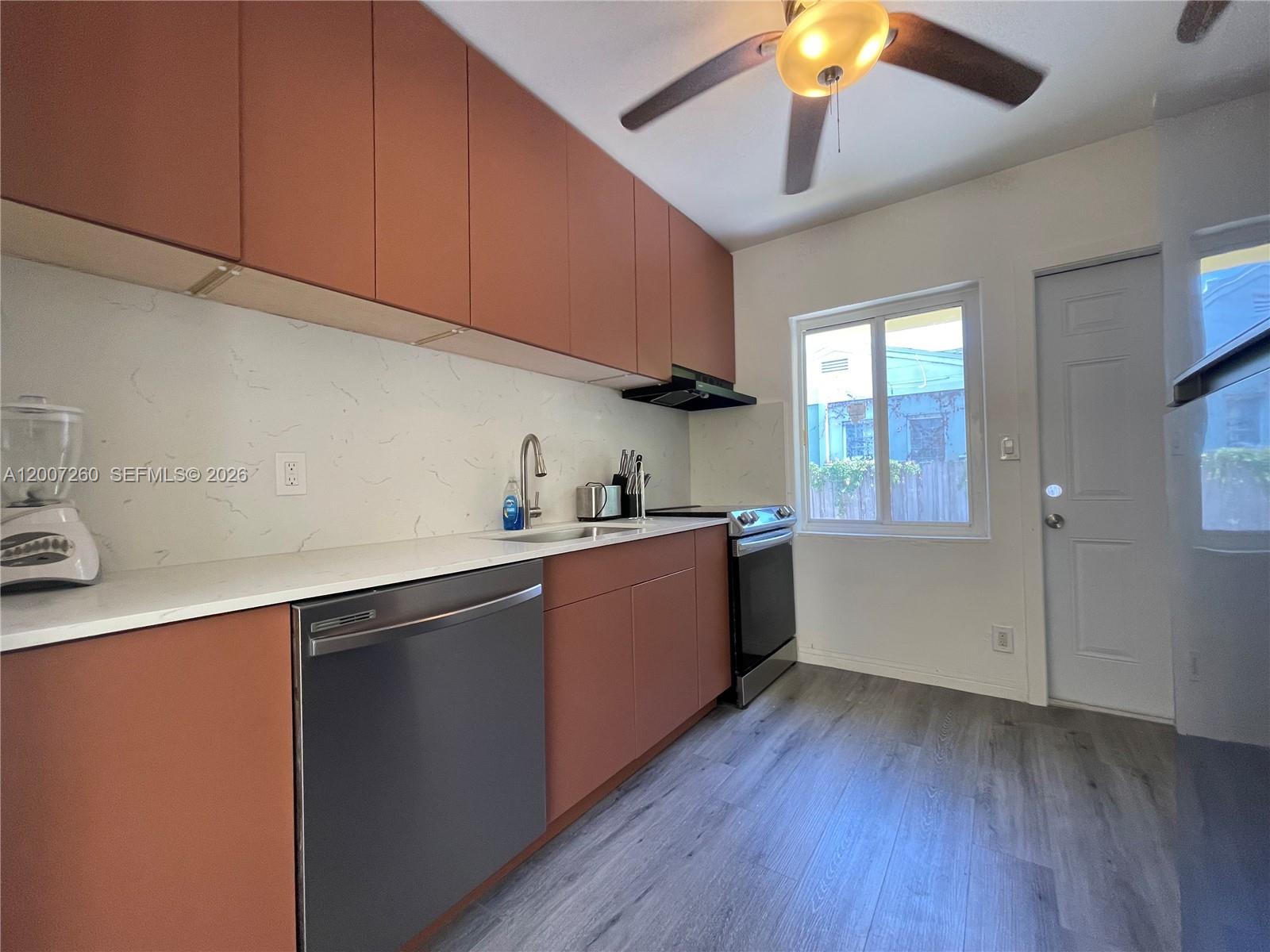   /  1912 sq. ft. $ 2026-04-24 0 Photo
