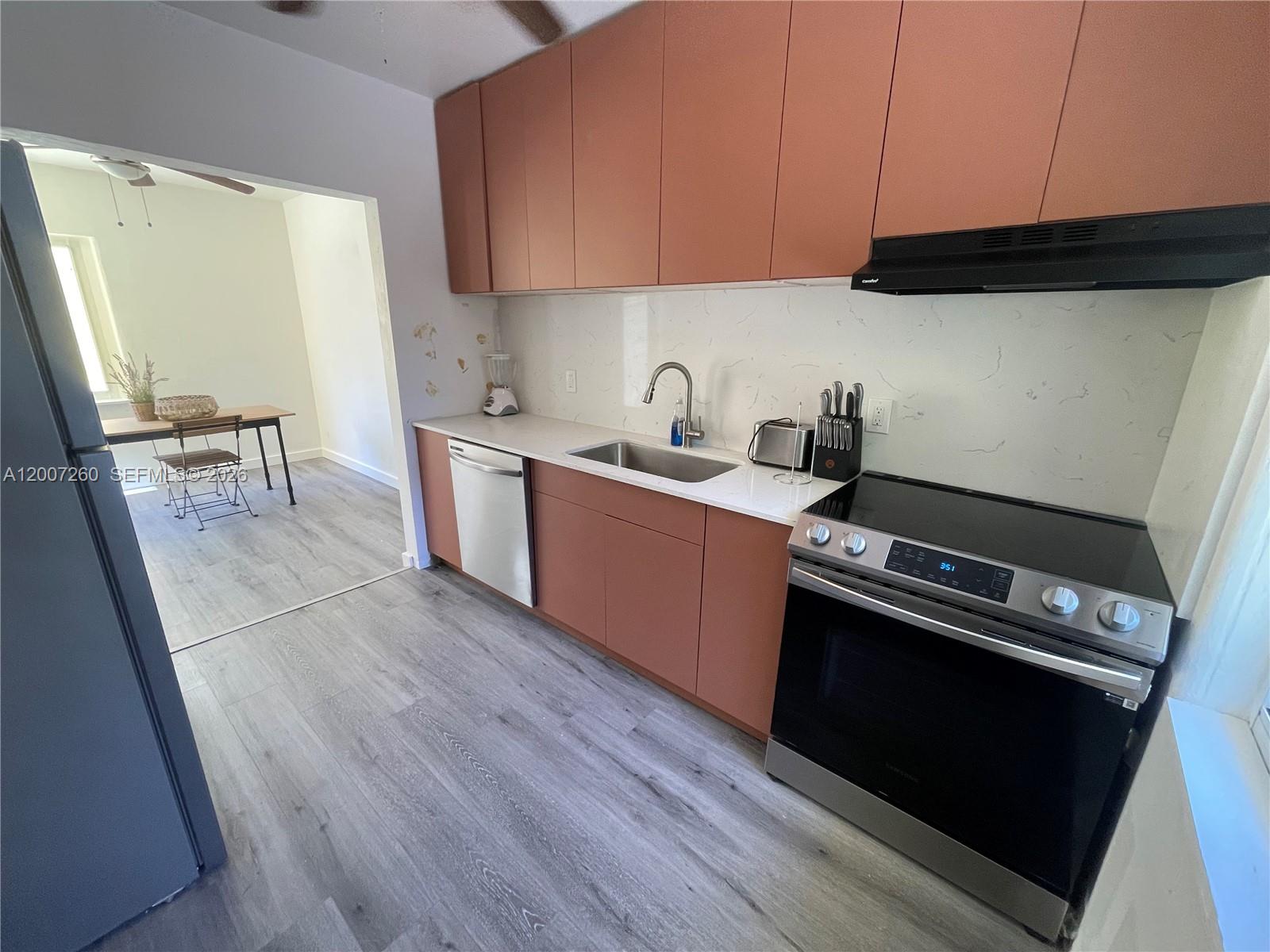   /  1912 sq. ft. $ 2026-04-24 0 Photo
