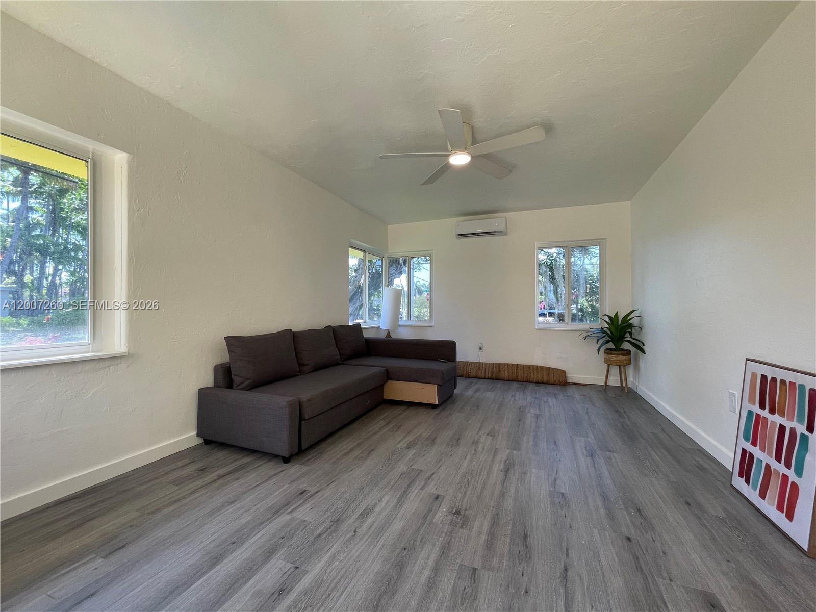   /  1912 sq. ft. $ 2026-04-24 0 Photo