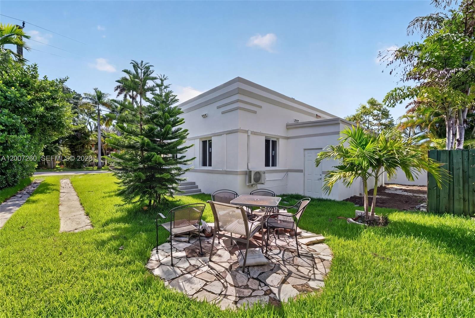   /  1912 sq. ft. $ 2026-04-24 0 Photo