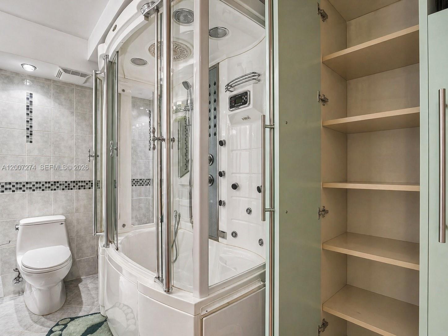 See details 1904 3 / 3 1890 sq. ft. $ 2026-04-24 0 Photo