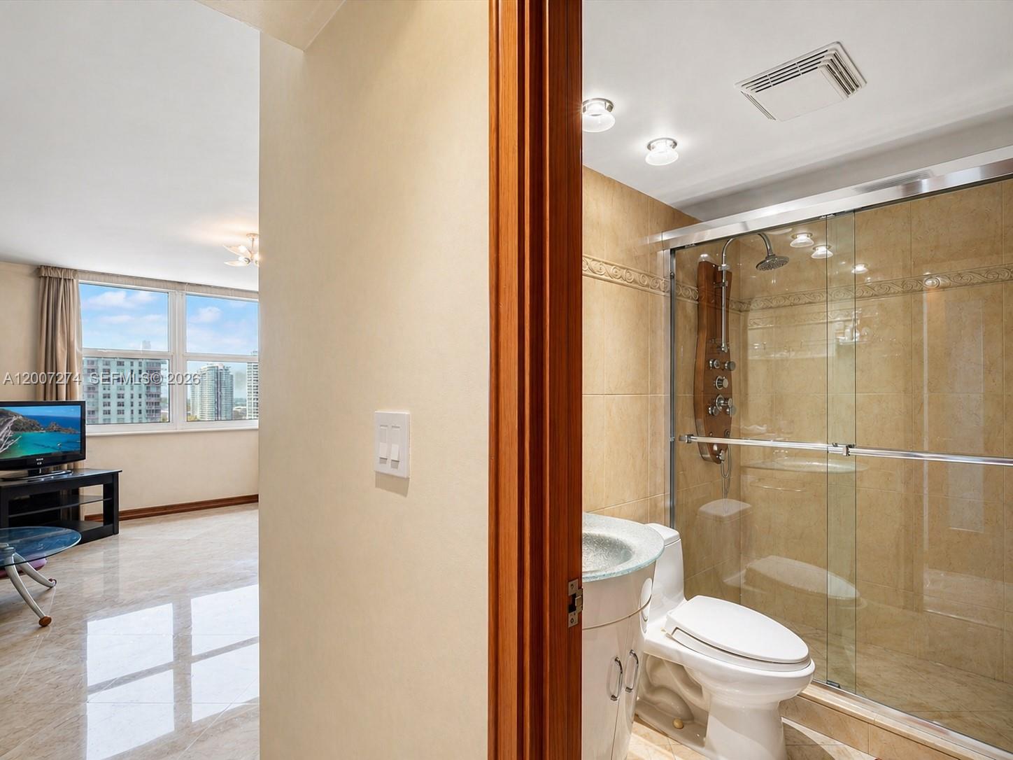 See details 1904 3 / 3 1890 sq. ft. $ 2026-04-24 0 Photo