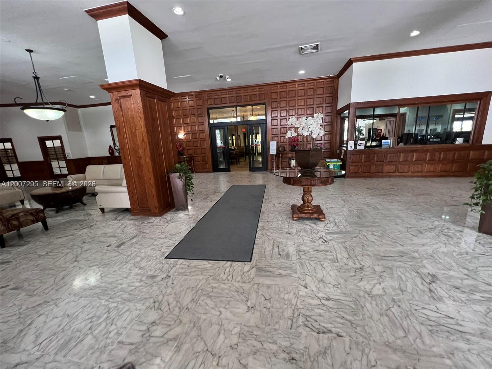 Photo of 3505 Ocean Dr  #318, Hollywood, Florida, 33019 - 