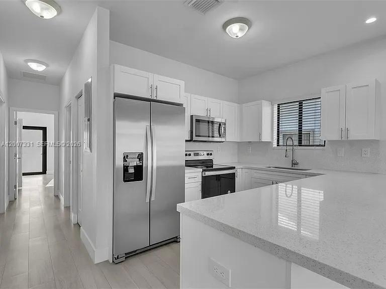 See details / 1085 sq. ft. $ 2026-05-18 0 Photo