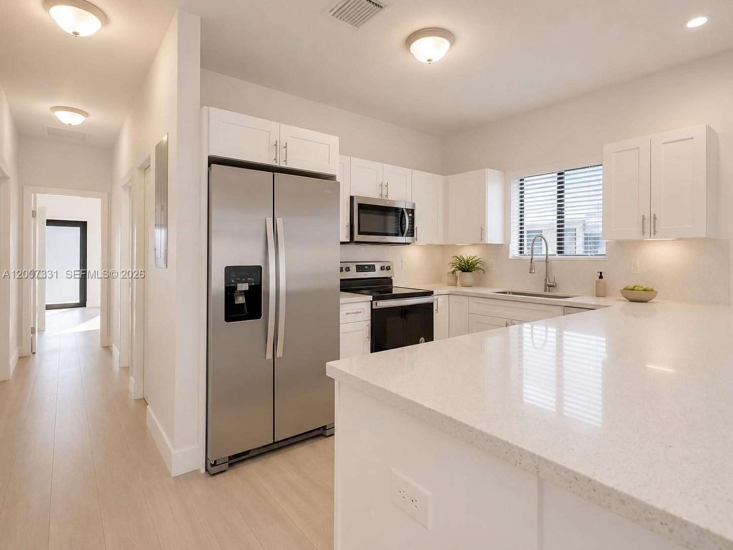 See details / 1085 sq. ft. $ 2026-05-18 0 Photo
