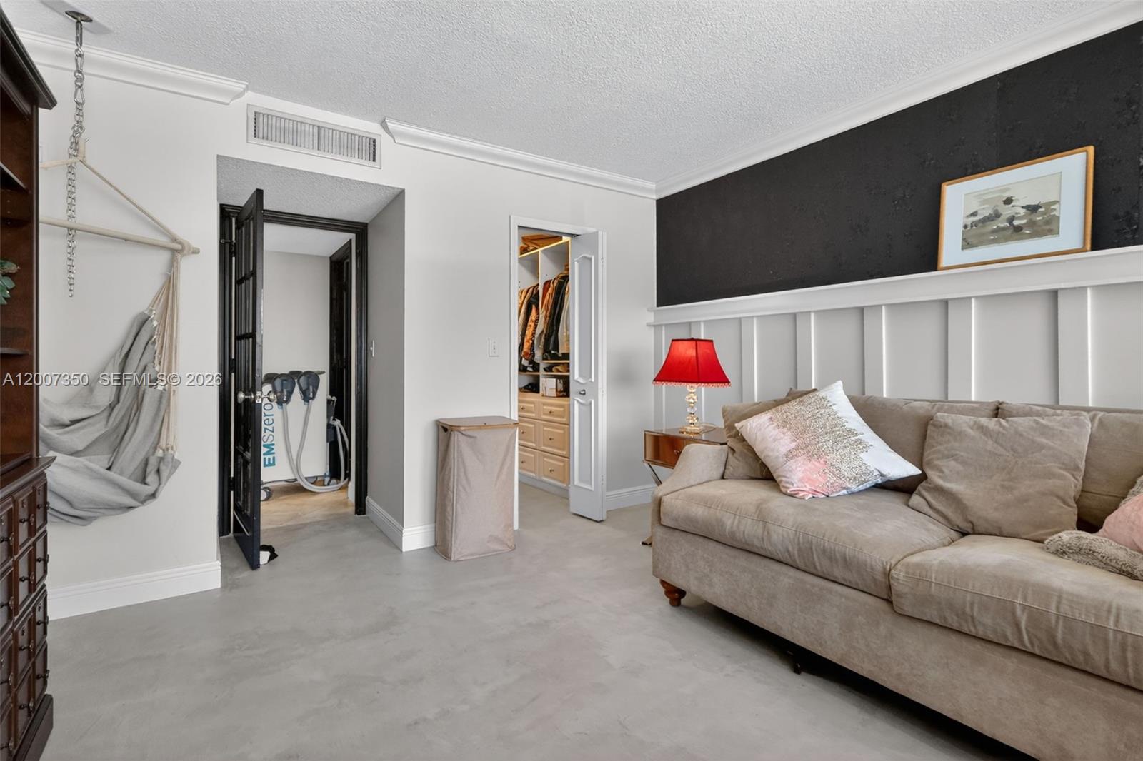 Photo of 2751 Ocean Dr  #504S, Hollywood, Florida, 33019 - Bedroom