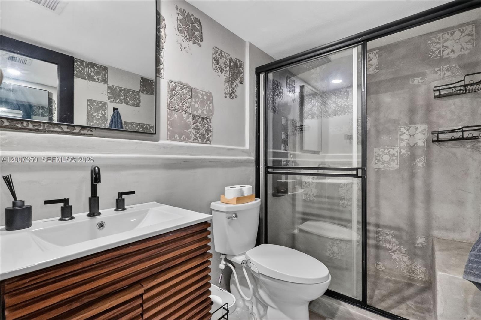 Photo of 2751 Ocean Dr  #504S, Hollywood, Florida, 33019 - 