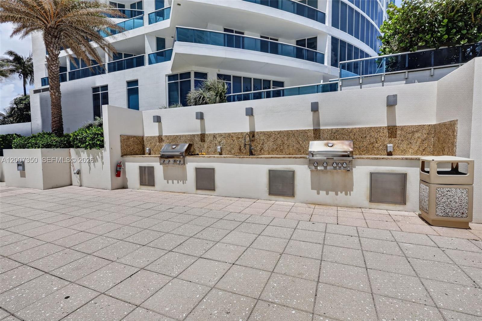 Photo of 2751 Ocean Dr  #504S, Hollywood, Florida, 33019 - 