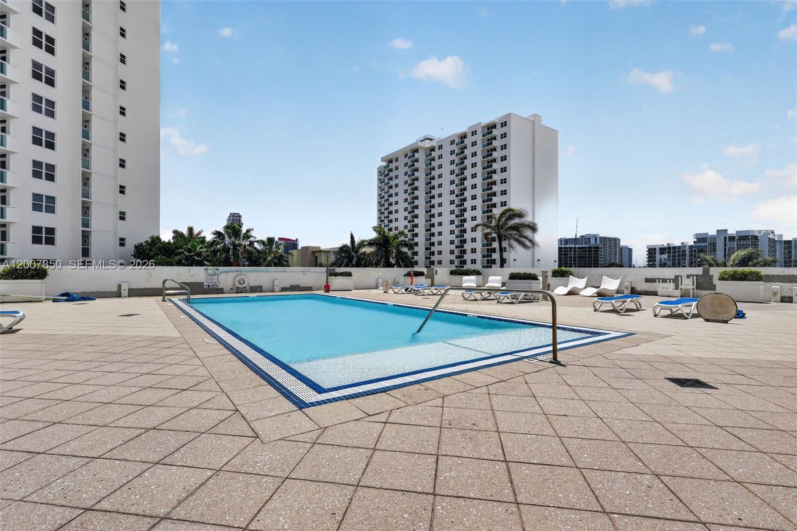 Photo of 2751 Ocean Dr  #504S, Hollywood, Florida, 33019 - 