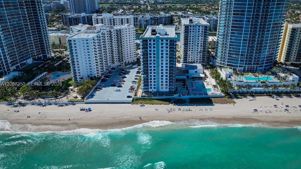 Photo of 2751 Ocean Dr  #504S, Hollywood, Florida, 33019 - 