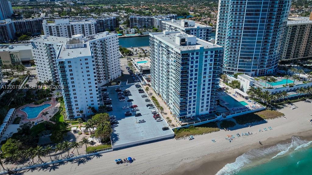 Photo of 2751 Ocean Dr  #504S, Hollywood, Florida, 33019 - 