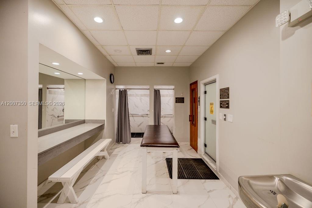 Photo of 2751 Ocean Dr  #504S, Hollywood, Florida, 33019 - 