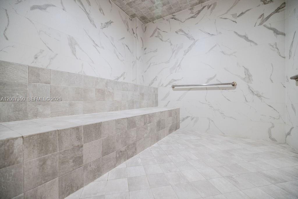 Photo of 2751 Ocean Dr  #504S, Hollywood, Florida, 33019 - 