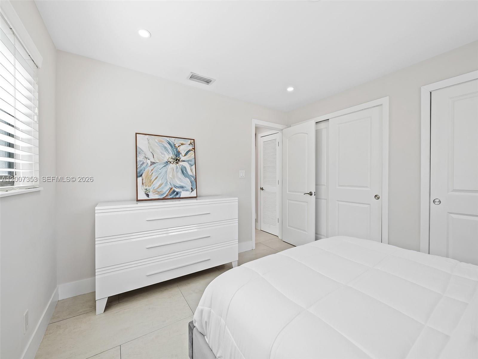   /  4219 sq. ft. $ 2026-04-24 0 Photo