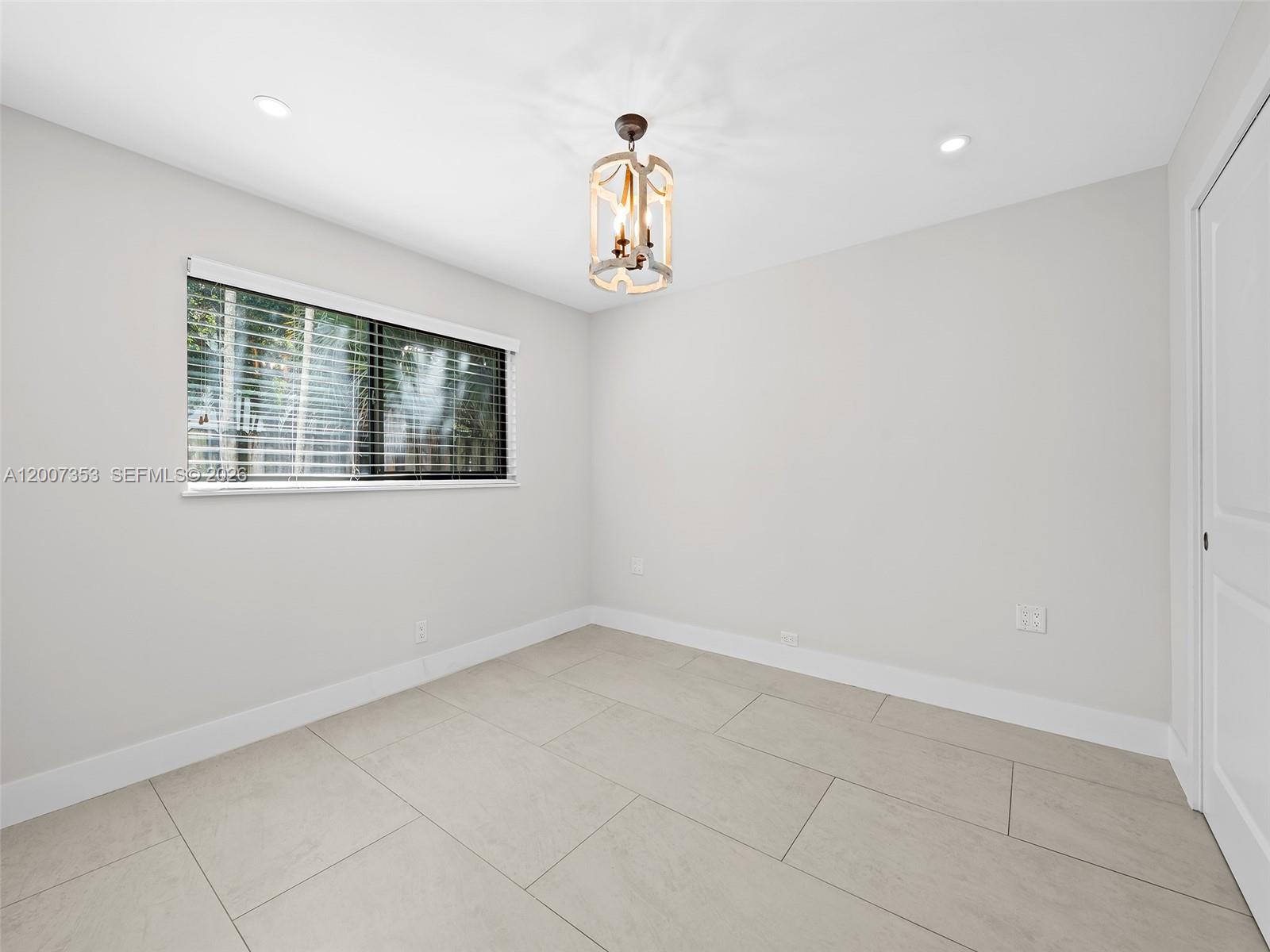   /  4219 sq. ft. $ 2026-04-24 0 Photo