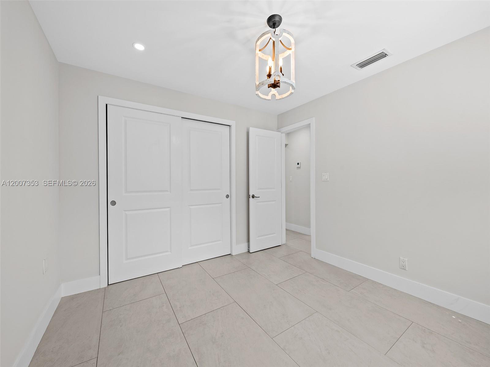   /  4219 sq. ft. $ 2026-04-24 0 Photo