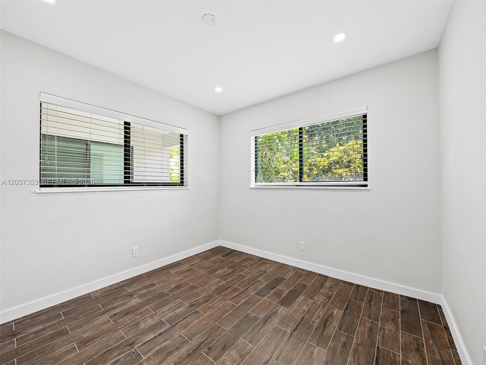   /  4219 sq. ft. $ 2026-04-24 0 Photo