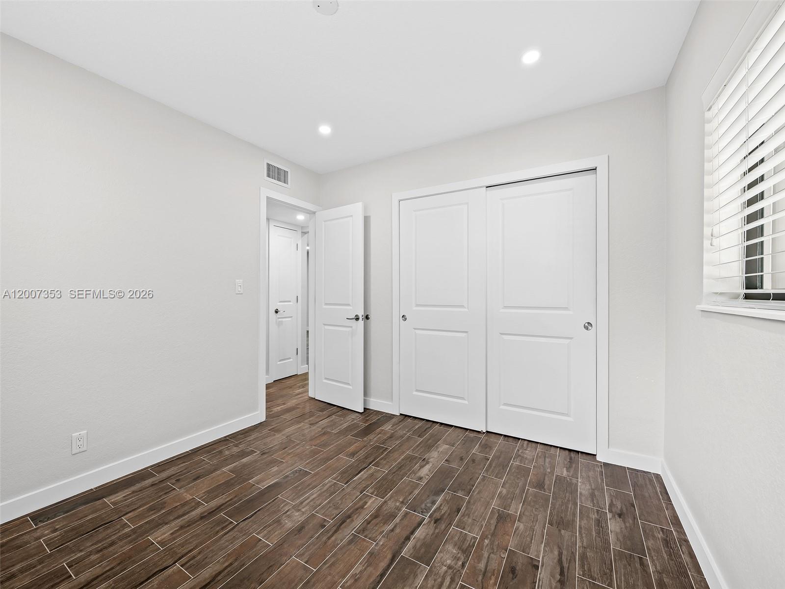   /  4219 sq. ft. $ 2026-04-24 0 Photo