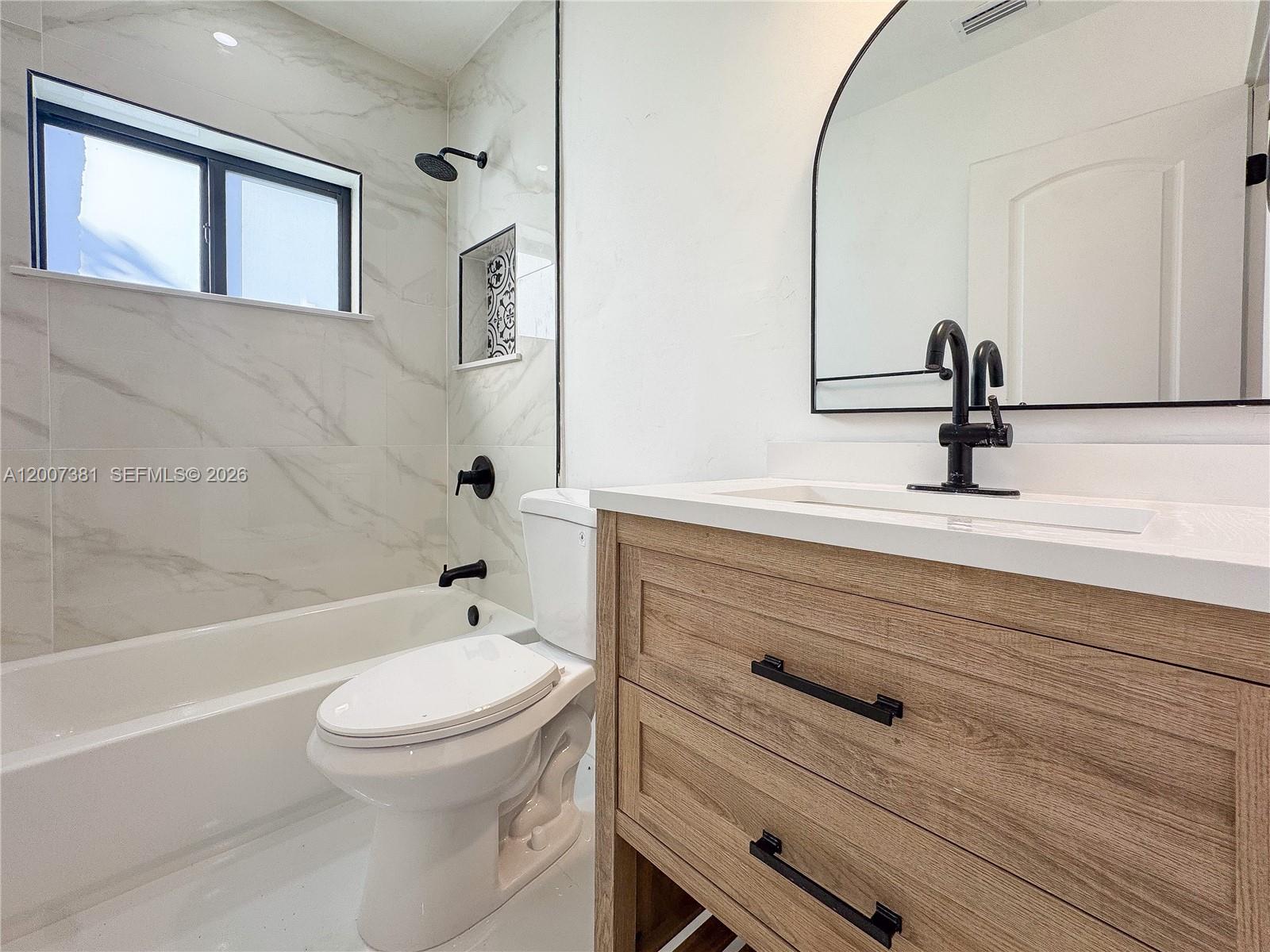 See details / 1296 sq. ft. $ 2026-06-04 0 Photo