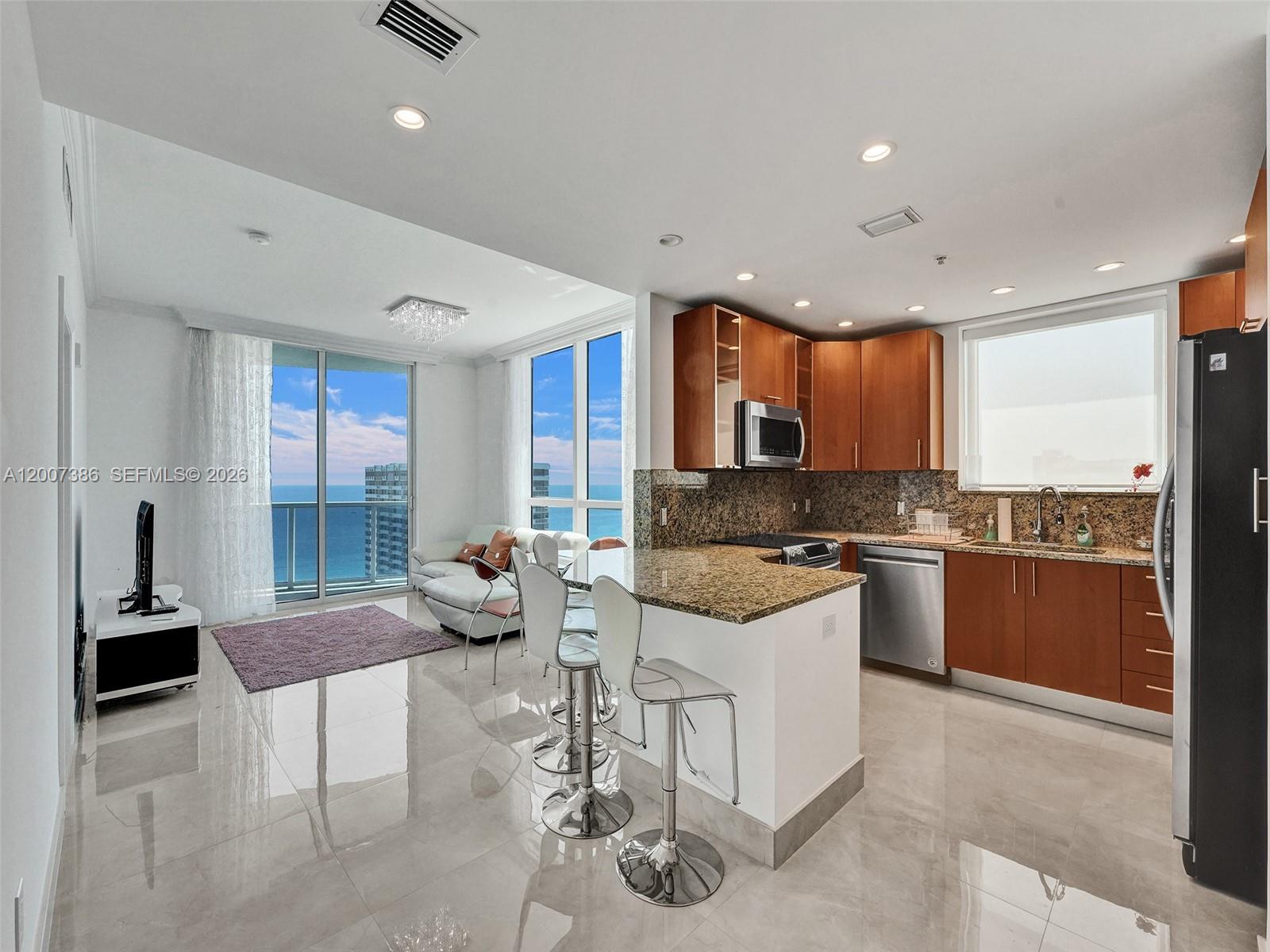 Photo of 1945 Ocean Dr  #2101, Hallandale Beach, Florida, 33009 - 