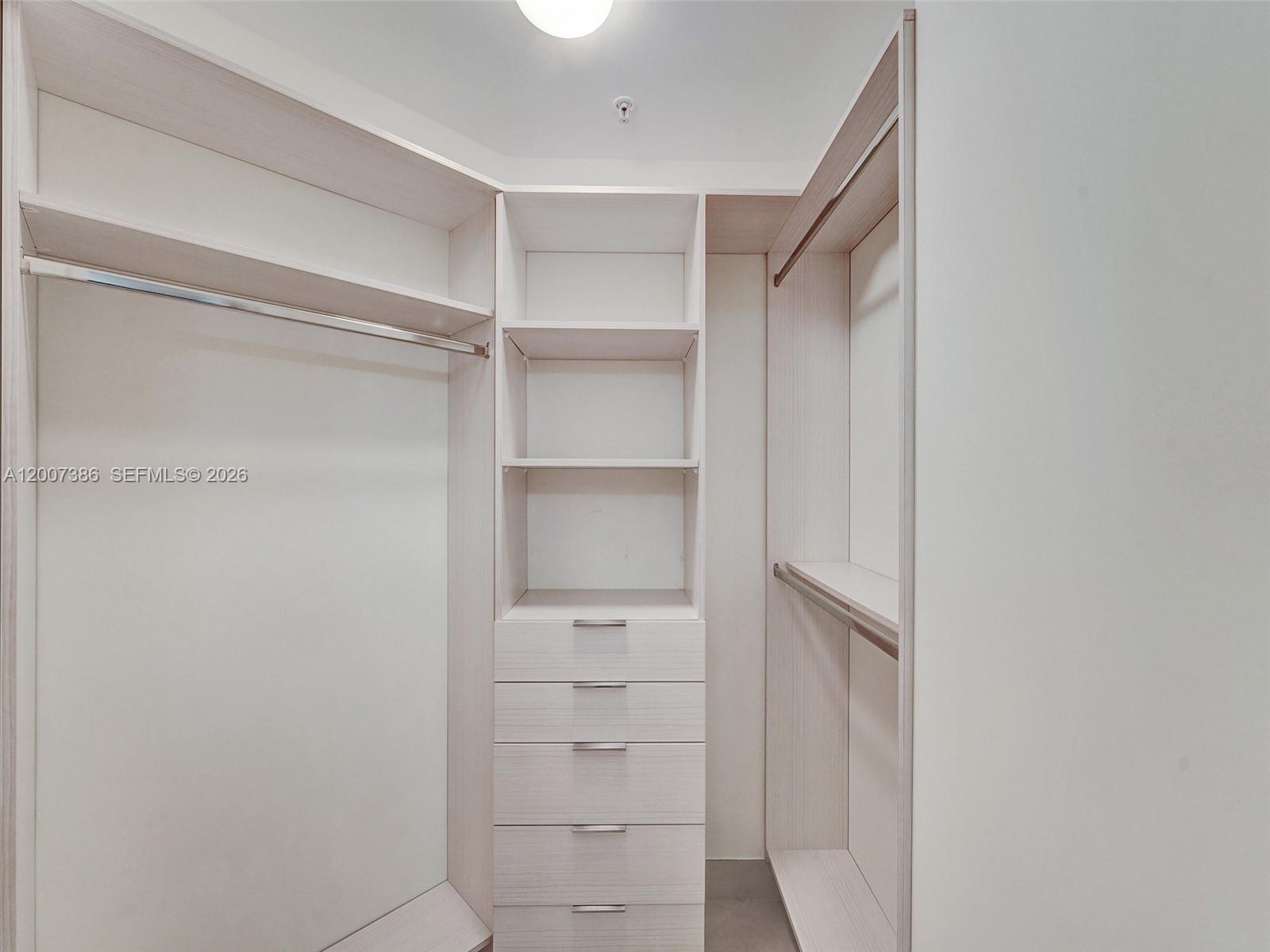 Photo of 1945 Ocean Dr  #2101, Hallandale Beach, Florida, 33009 - 