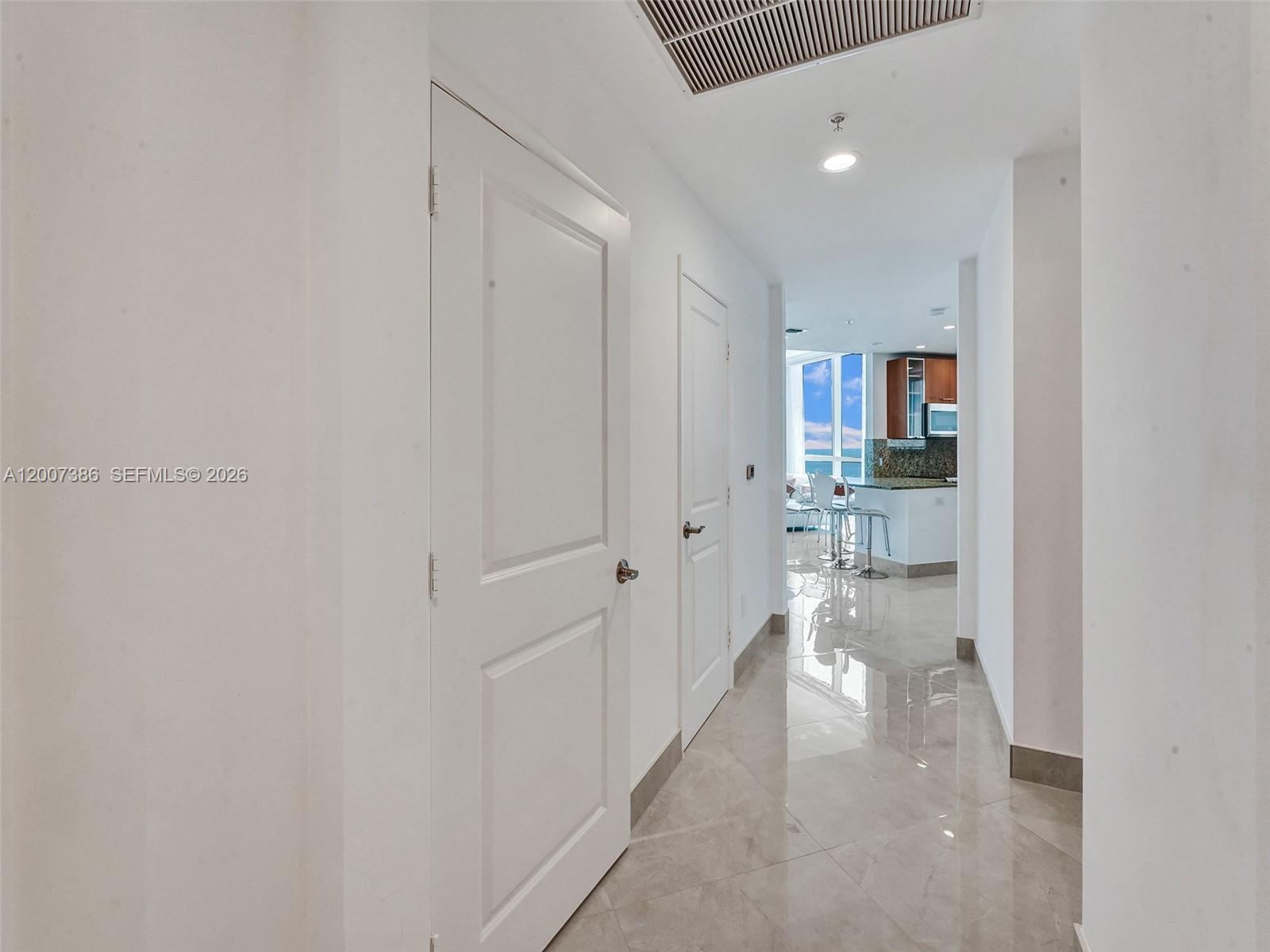 Photo of 1945 Ocean Dr  #2101, Hallandale Beach, Florida, 33009 - 