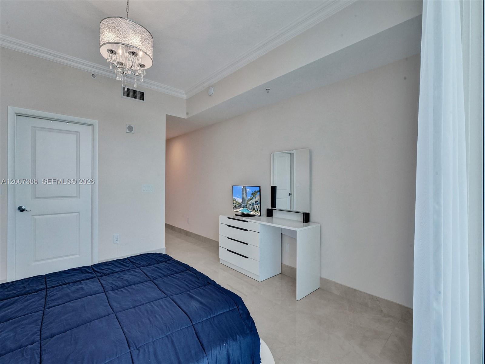 Photo of 1945 Ocean Dr  #2101, Hallandale Beach, Florida, 33009 - 