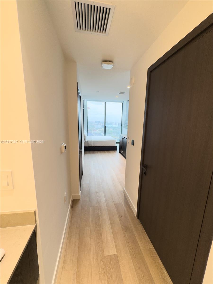 3012B 0 / 1 275 sq. ft. $ 2026-04-24 0 Photo