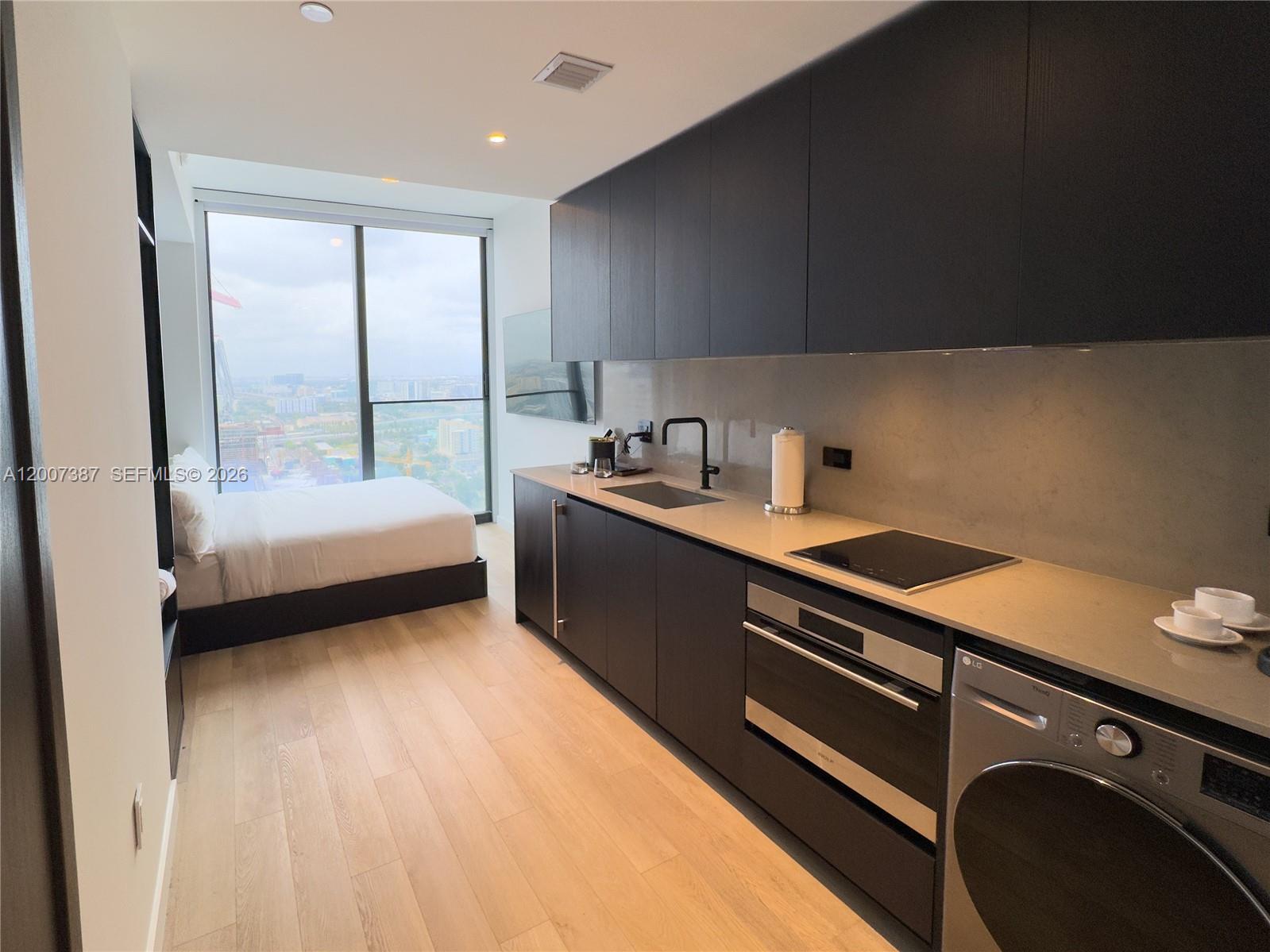 3012B 0 / 1 275 sq. ft. $ 2026-04-24 0 Photo