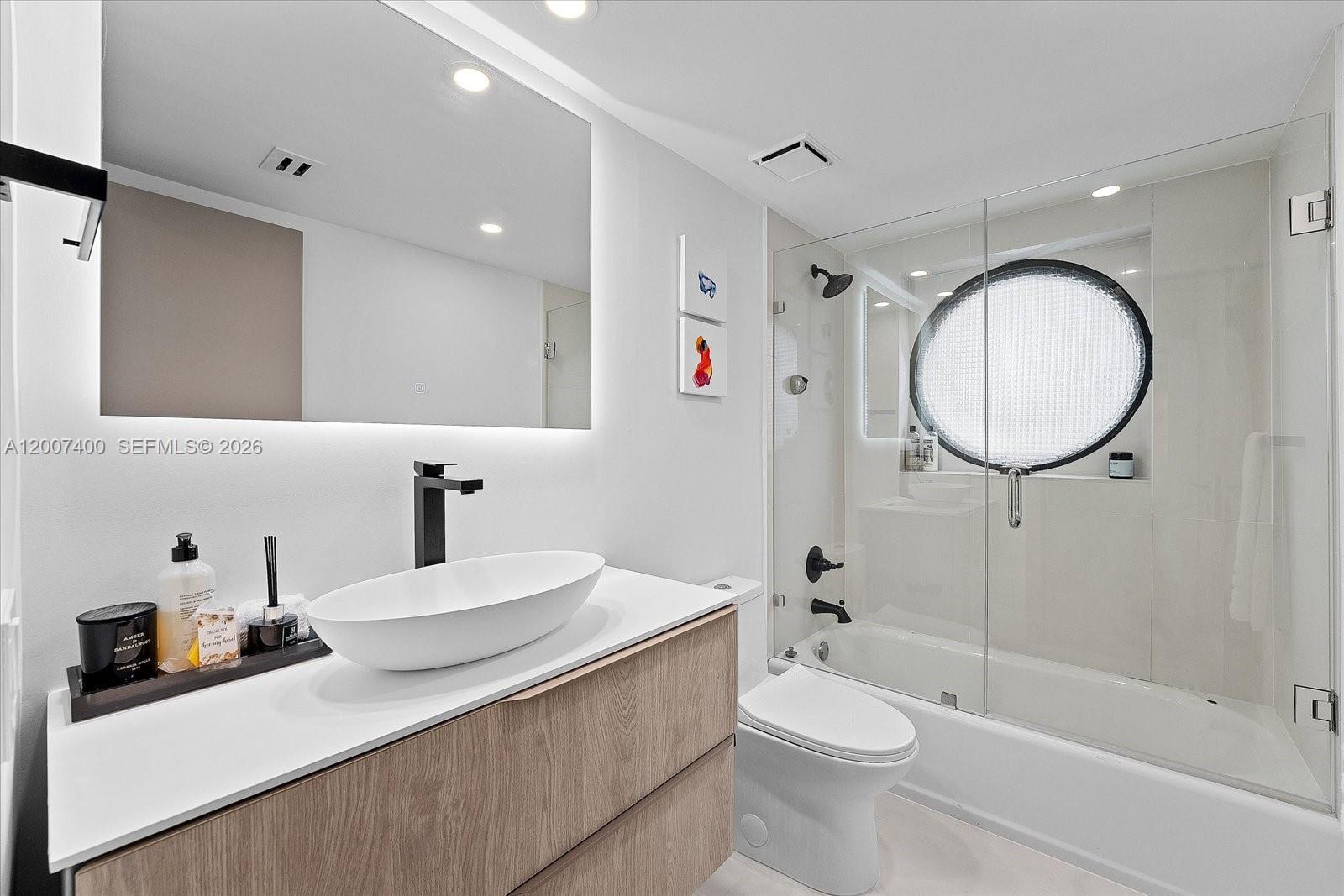Photo of 3640 Yacht Club Dr  #310, Aventura, Florida, 33180 - 
