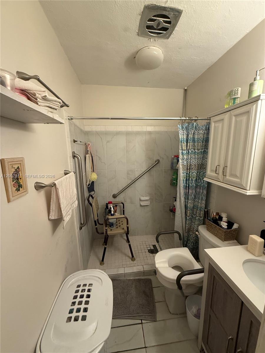 See details / 1888 sq. ft. $ 2026-04-30 0 Photo