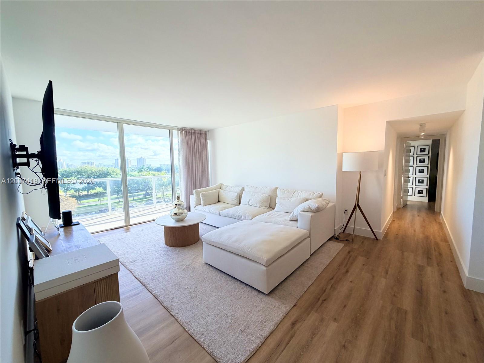 Photo of 3701 Country Club Dr  #607, Aventura, Florida, 33180 - 