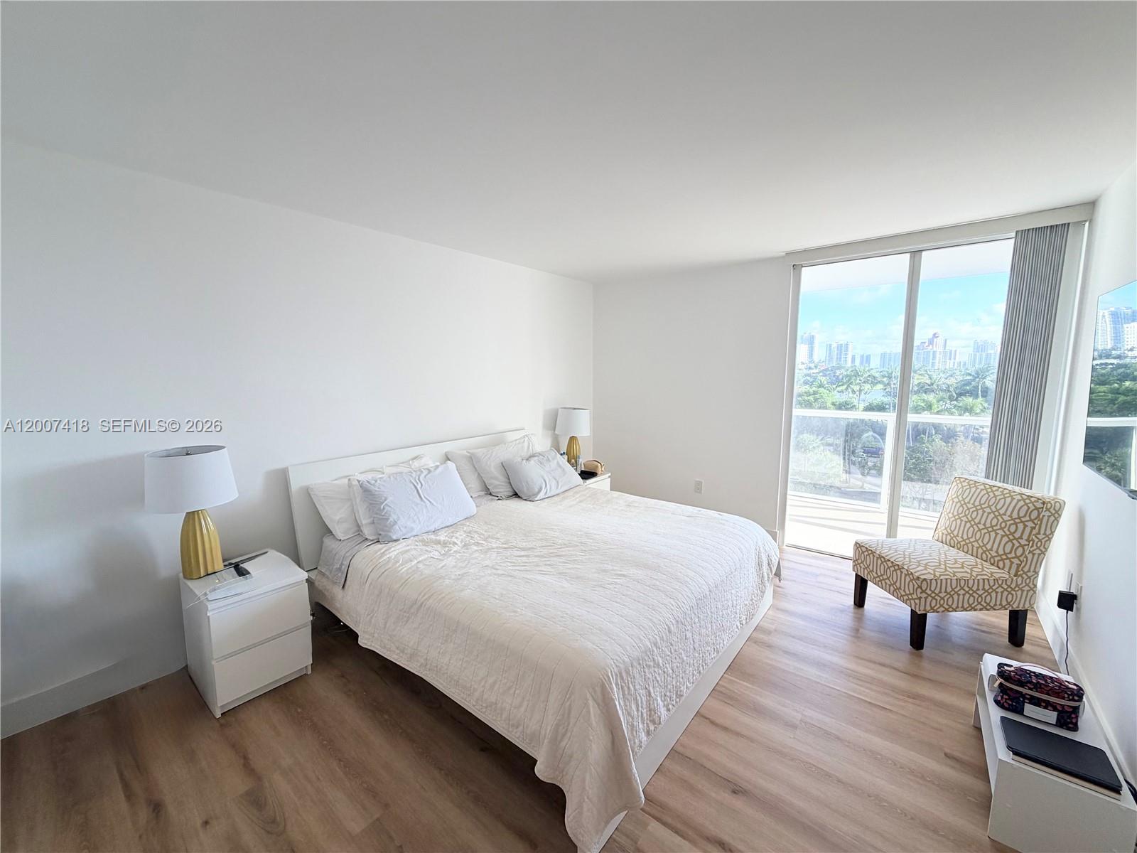 Photo of 3701 Country Club Dr  #607, Aventura, Florida, 33180 - Master