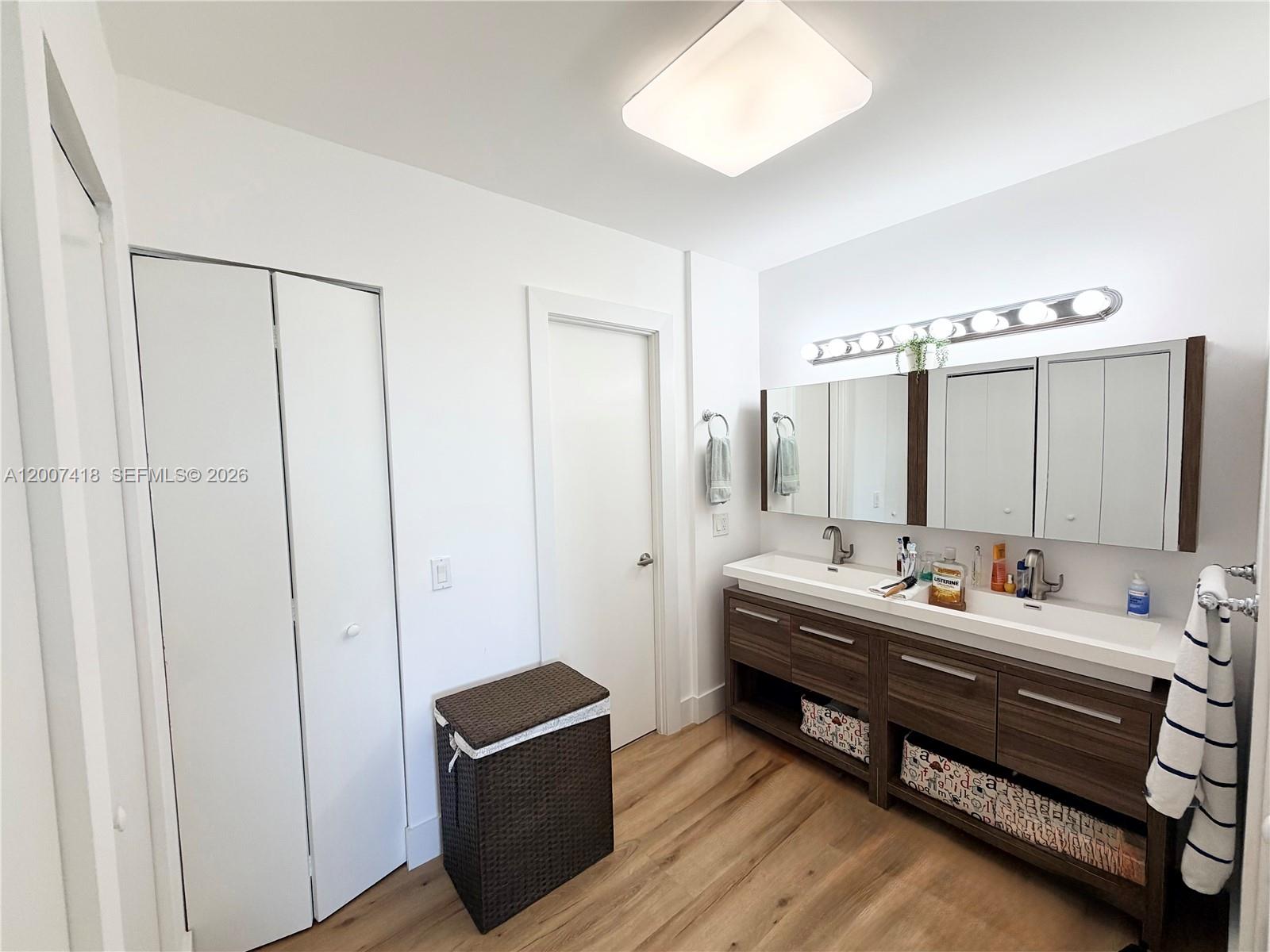 Photo of 3701 Country Club Dr  #607, Aventura, Florida, 33180 - Master