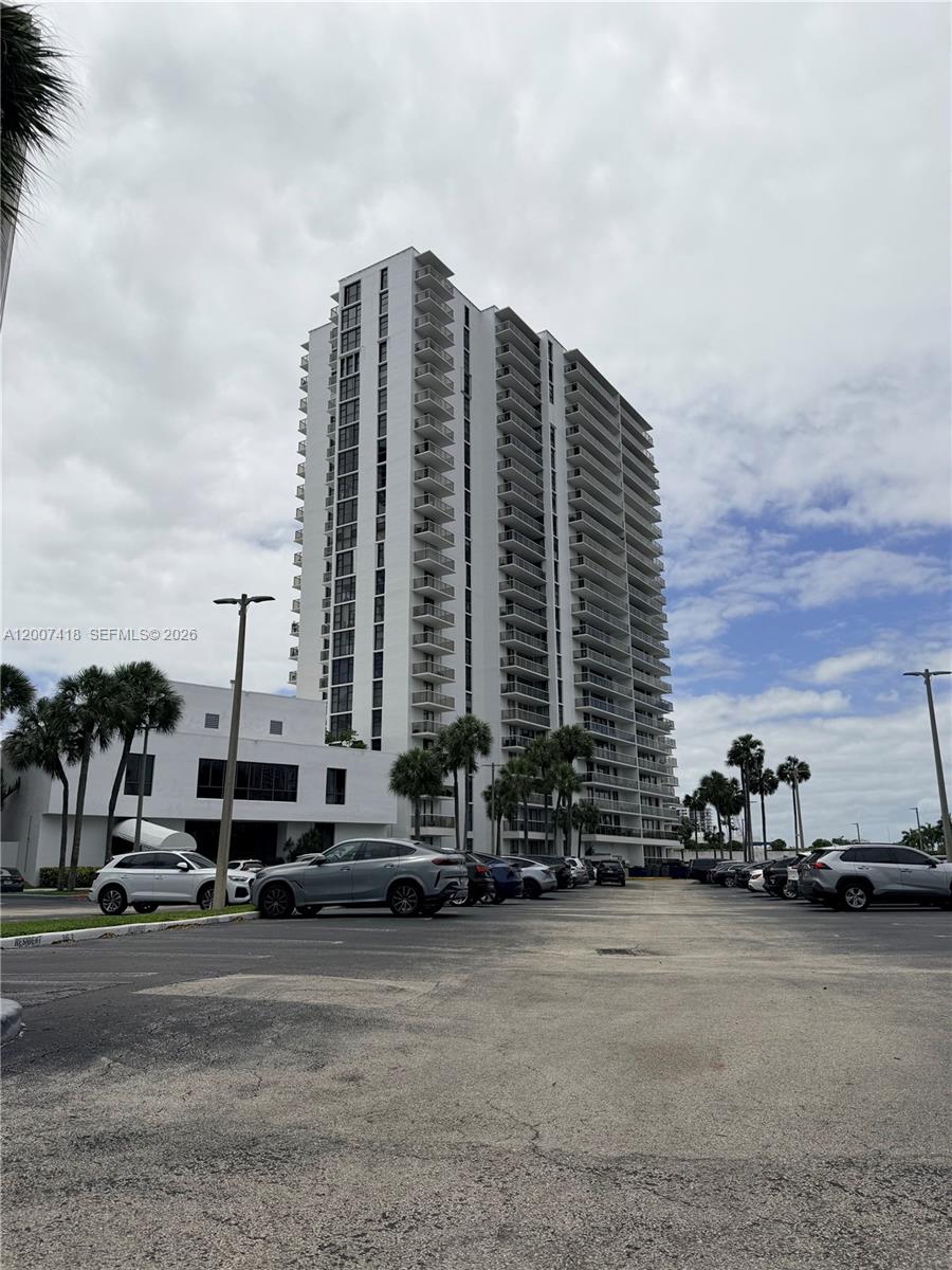 Photo of 3701 Country Club Dr  #607, Aventura, Florida, 33180 - 
