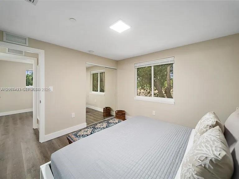   /  2700 sq. ft. $ 2026-04-24 0 Photo