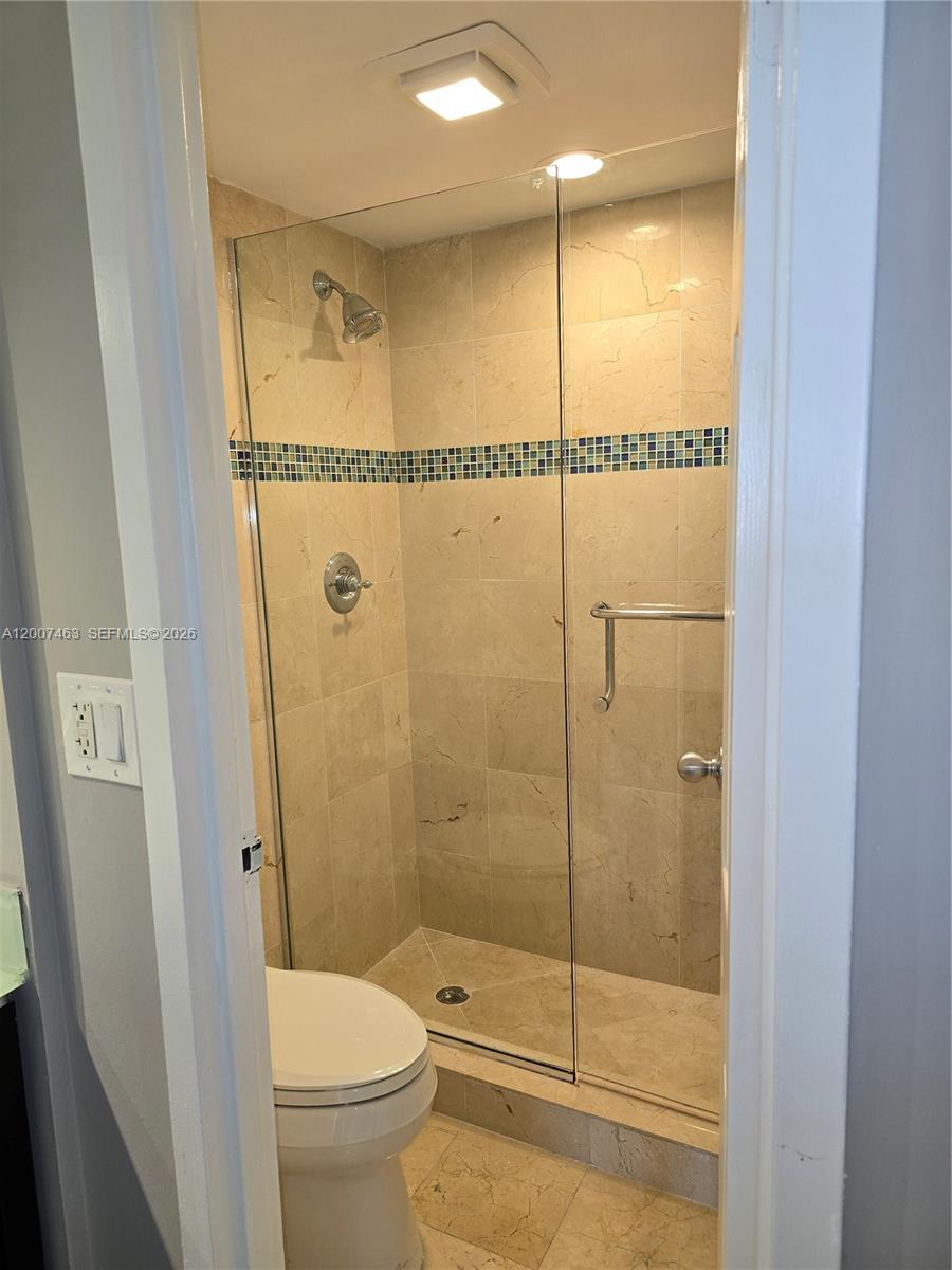 See details 1420 1 / 2 991 sq. ft. $ 2026-04-24 0 Photo