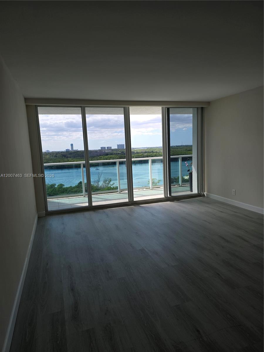 See details 1420 1 / 2 991 sq. ft. $ 2026-04-24 0 Photo