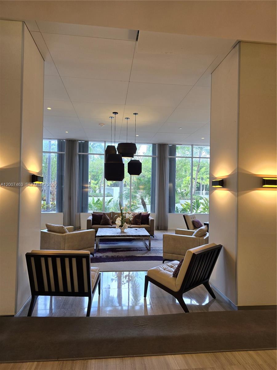 See details 1420 1 / 2 991 sq. ft. $ 2026-04-24 0 Photo