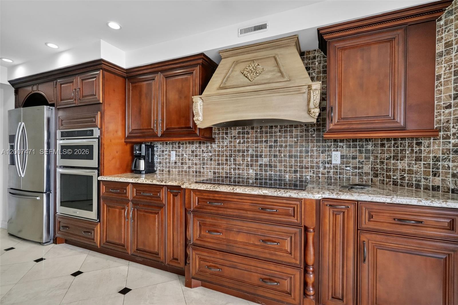 2305 3 / 3 2154 sq. ft. $ 2026-04-24 0 Photo
